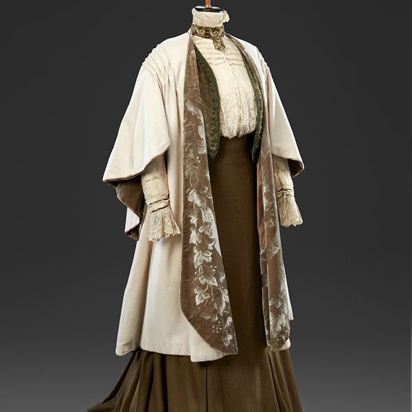 Costume Couture: 60 Years of Cosprop